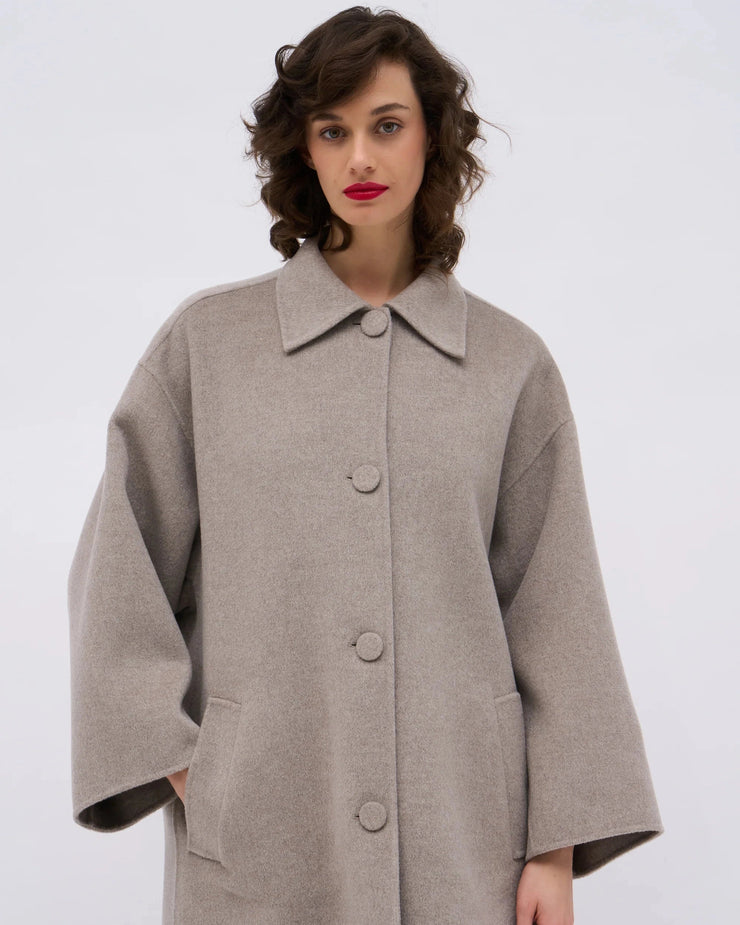 Manteau court en laine double face