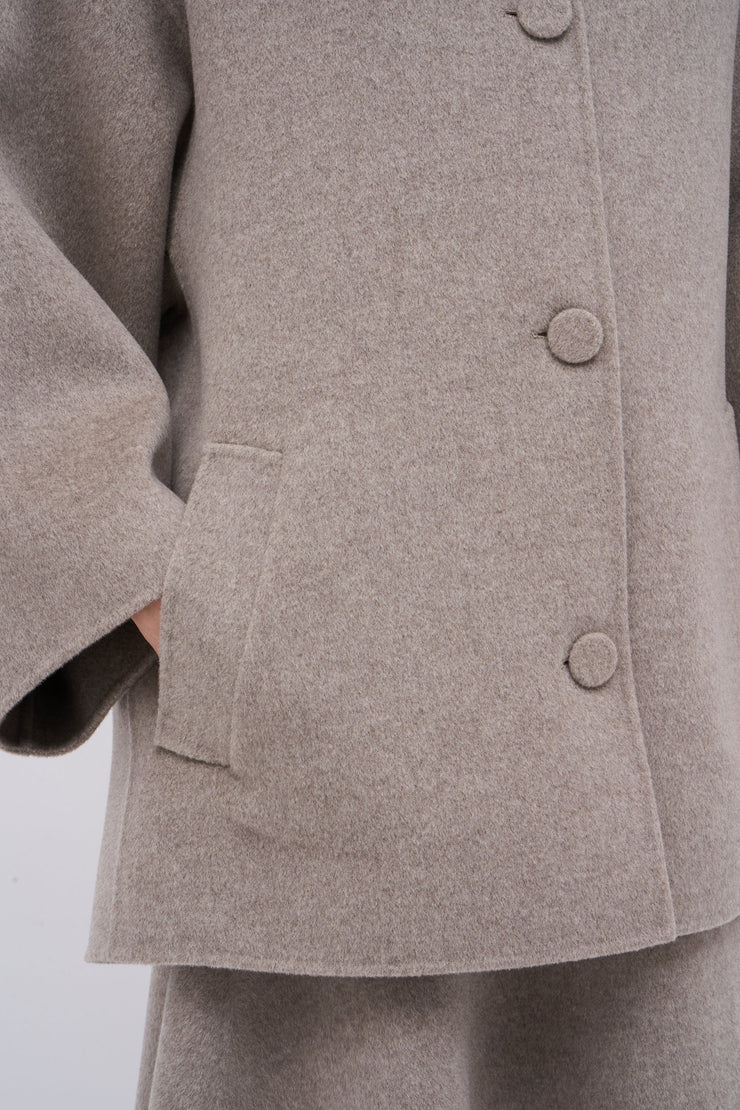 Manteau court en laine double face