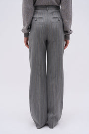 Pantalon en twill de laine et soie rayée