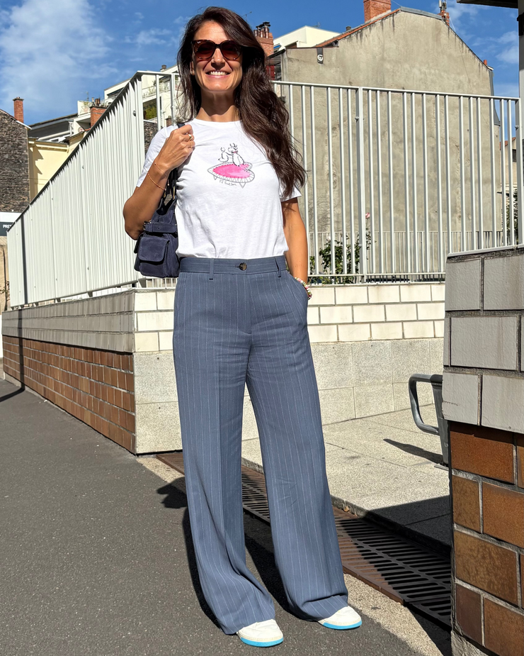 Pantalon bleu ardoise à fines rayures
