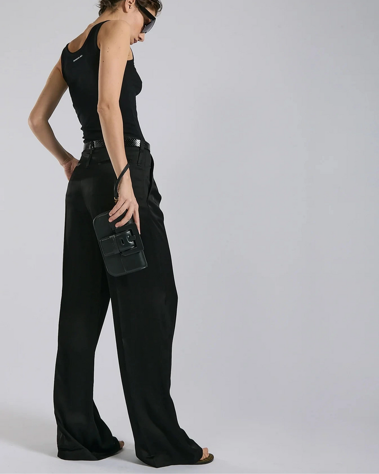PANTALON A PLIS EN SATIN